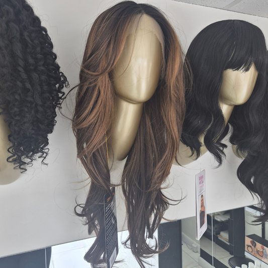 Spotlight Premium Synthetic Tyra Wig